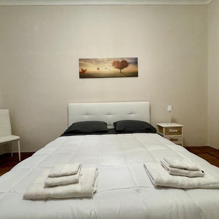 6 Posti Letto Vicino Al Centro Apartment Turin Luaran gambar