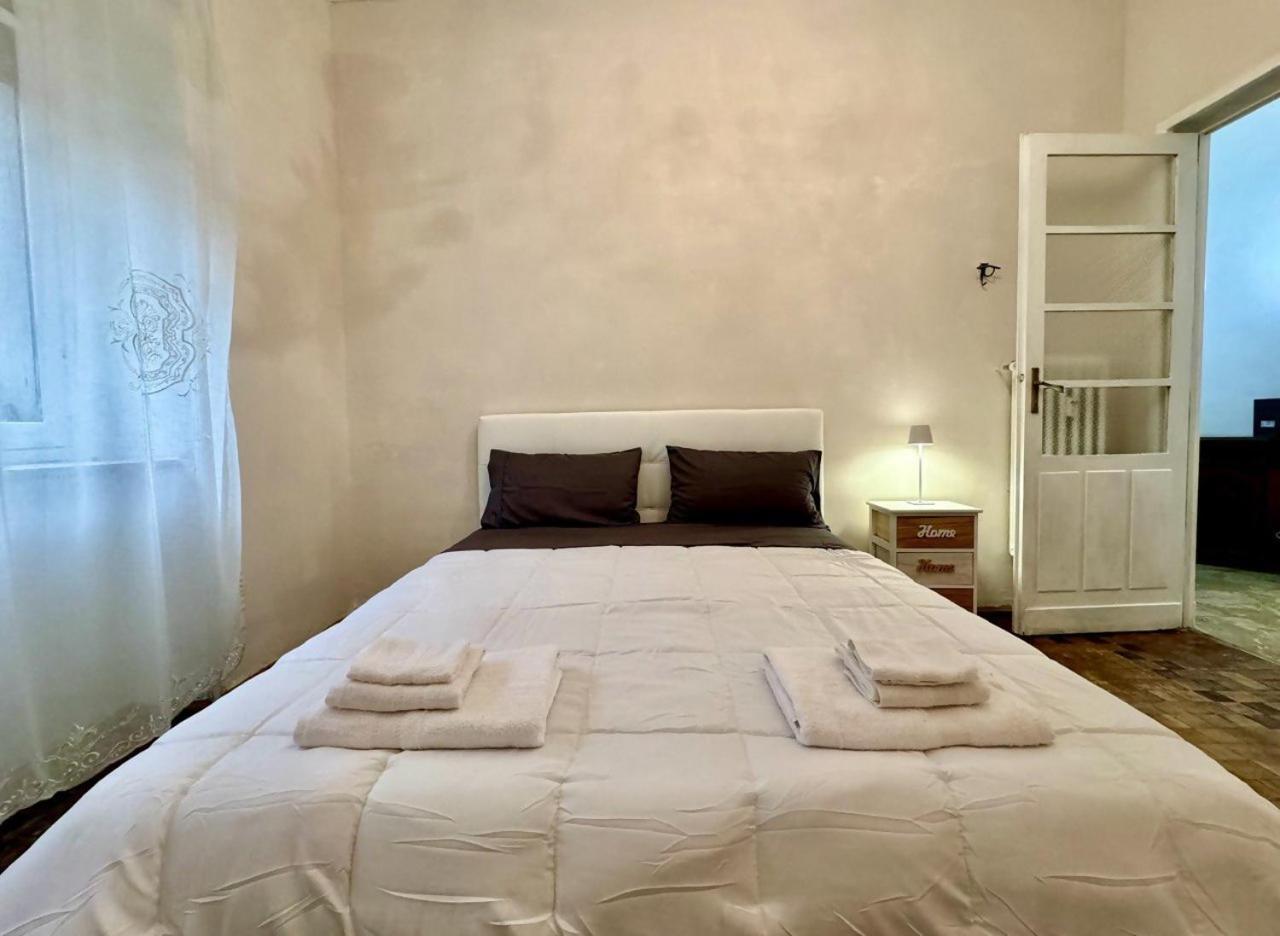 6 Posti Letto Vicino Al Centro Apartment Turin Luaran gambar