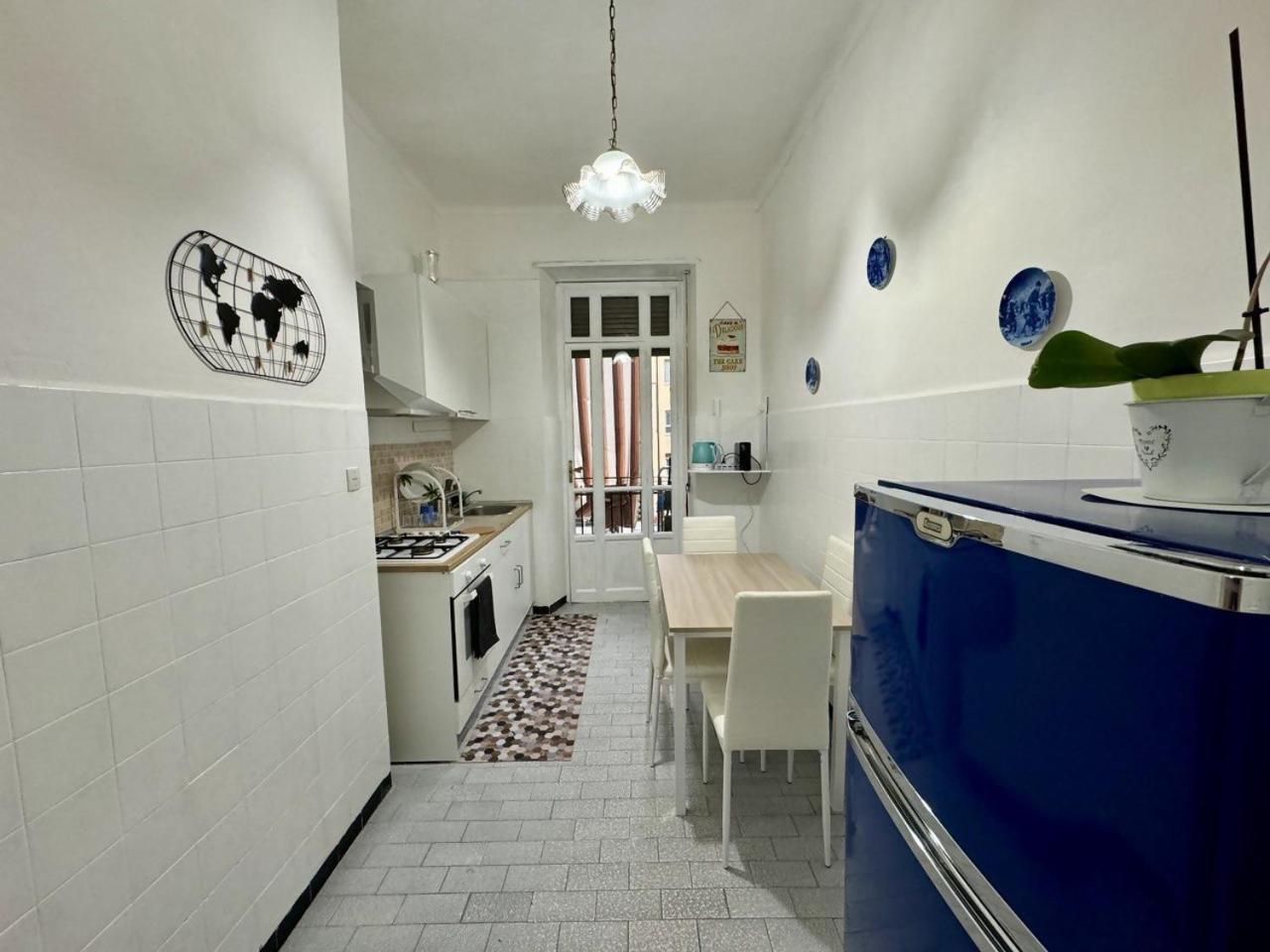 6 Posti Letto Vicino Al Centro Apartment Turin Luaran gambar